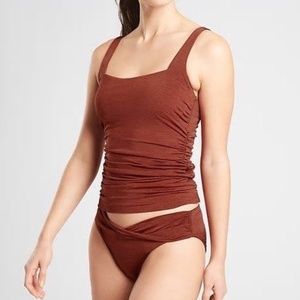 Athleta Aqualuxe tankini top 34B/C